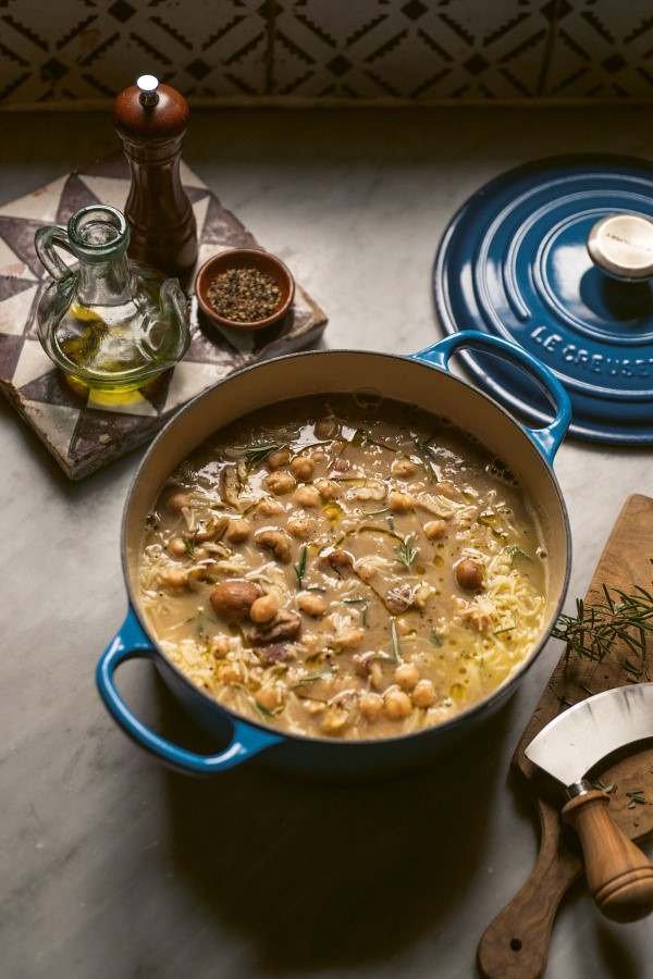 Etruscan chestnut and chickpea soup
