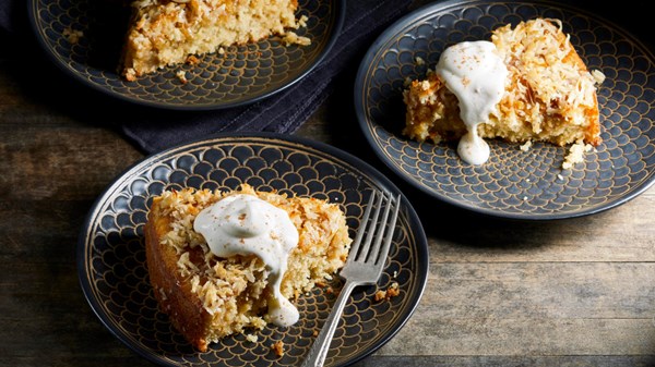 Everyday maple-oat sticky cake