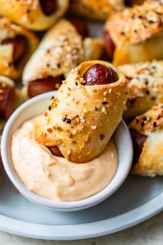 Everything bagel pigs in a blanket