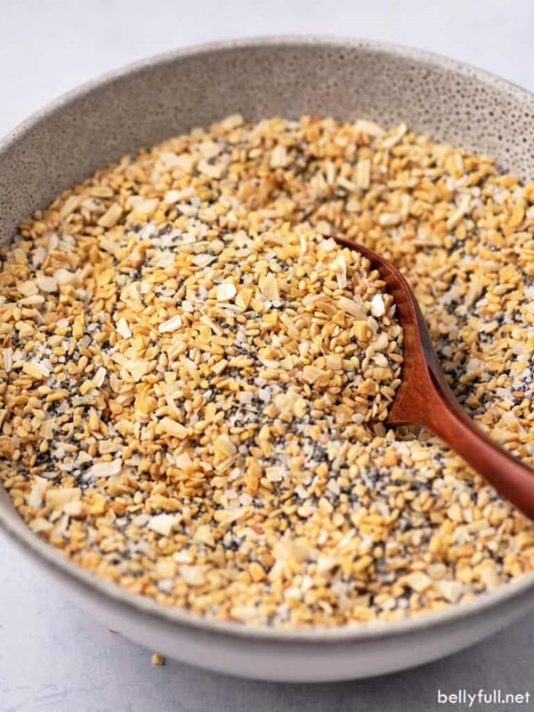 “Everything” bagel seasoning blend