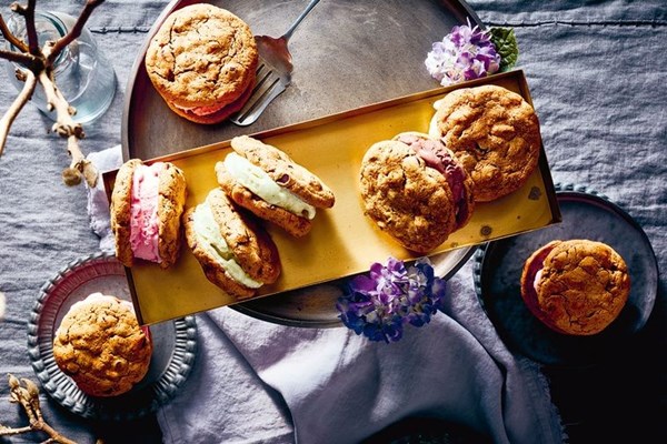 'Everything cookie' ice cream sandwiches