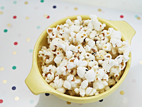 "Everything" popcorn