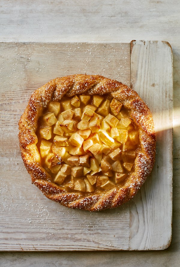 Express apple and pear open pie