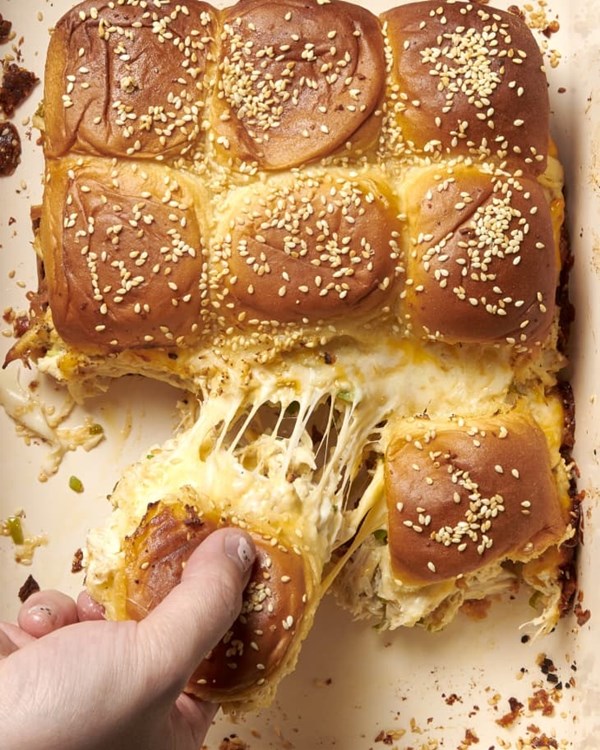 Extra-cheesy chicken sliders 
