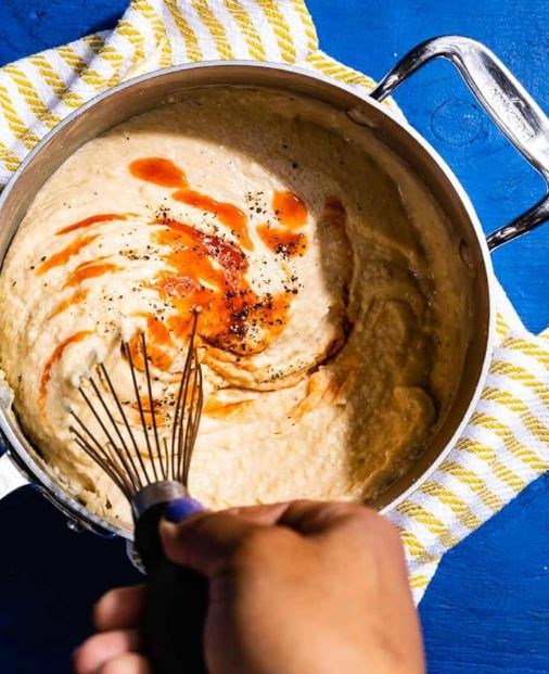Extra-cheesy grits
