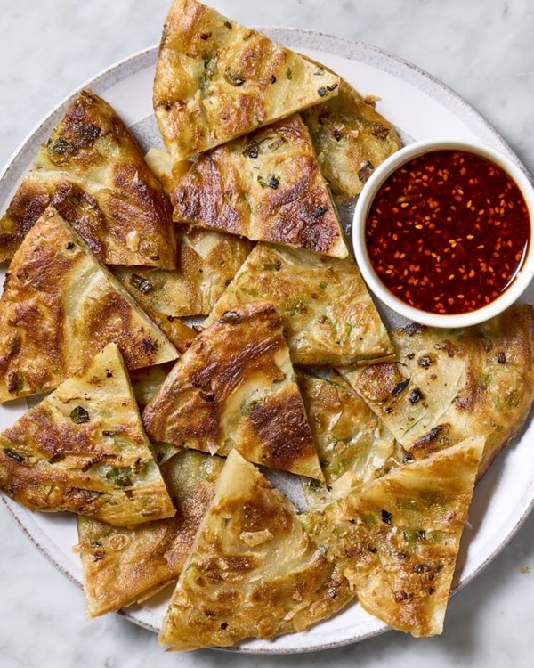 Extra-flaky scallion pancakes