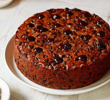 Extra-fruity Christmas cake