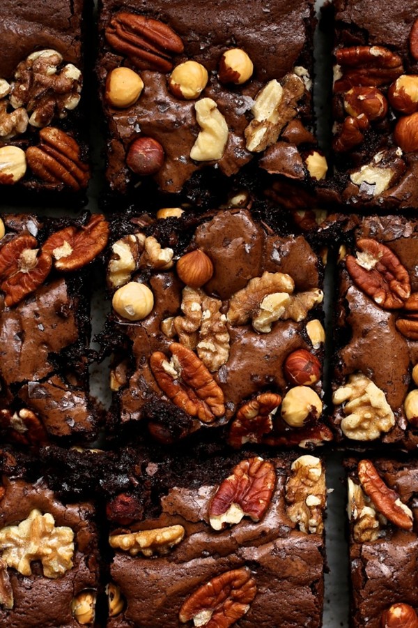 Extra nutty dark chocolate fudge brownies
