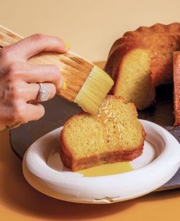Extra olive oil cake