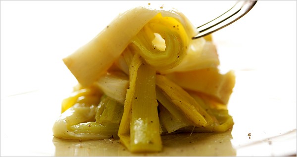 Extra-sharp leeks vinaigrette