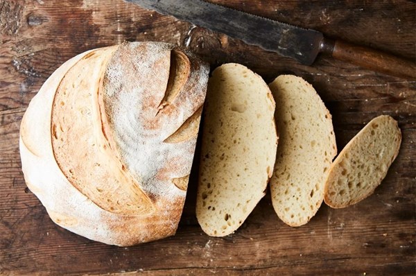 Extra-tangy sourdough bread 