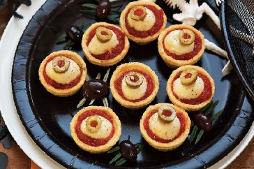 Eyeball tarts with bugs