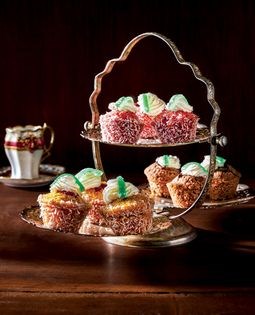 Fairy cake baskets