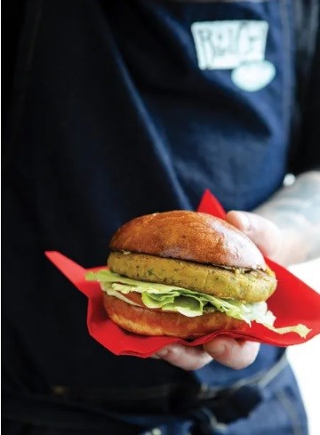 Falafel burger