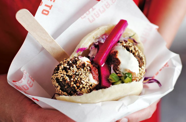 Falafel pita with tahini