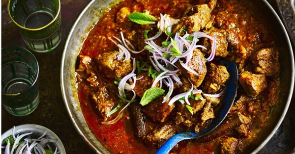 Fall-apart vindaloo with red onion mint chutney