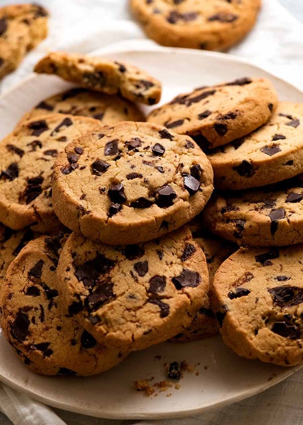 Famous Byron Bay chocolate chip cookies 