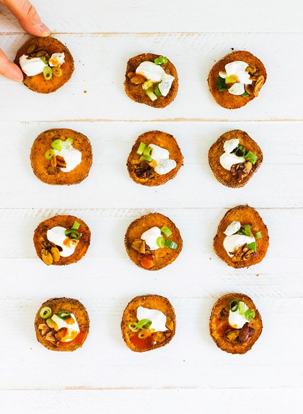 Famous loaded sweet potato rounds: classic