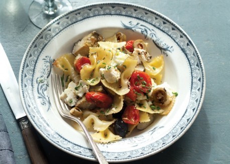 Farfalle with artichokes al cartoccio
