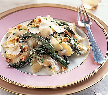 Farfalle with mascarpone, asparagus, and hazelnuts