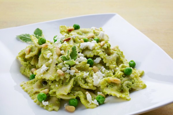 Farfalle with pea and feta pesto