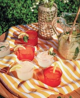 Farm lemonade