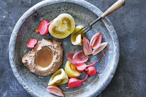 Farm-style pickles with whipped pâté 