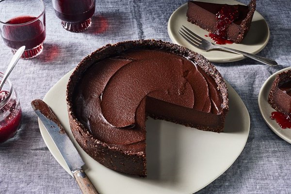 Farmacy Kitchen's raw chocolate tart