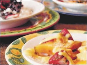 Farmers' market fruit with warm tequila espuma (Fruta de la temporada con espuma de limón y tequila)