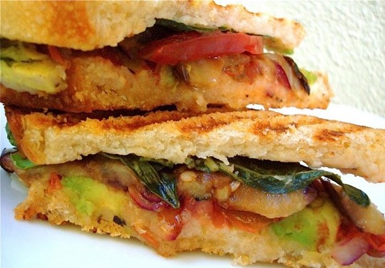 Farmers' market panini (Panino con le verdure locali)