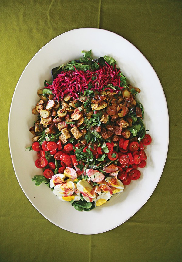Farmer's salad with beet vinaigrette