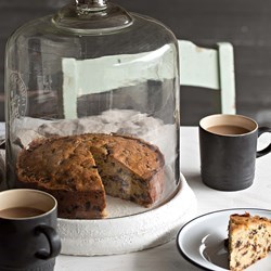 Farmhouse sultana cake [Jo Seagar]