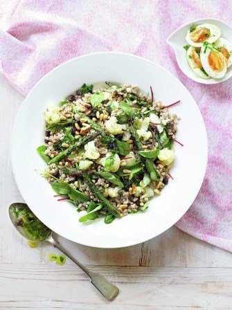 Farro, cauliflower & asparagus salad