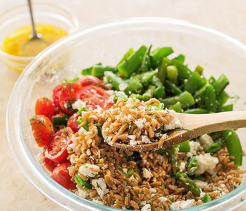 Farro salad with asparagus, sugar snap peas, and tomatoes
