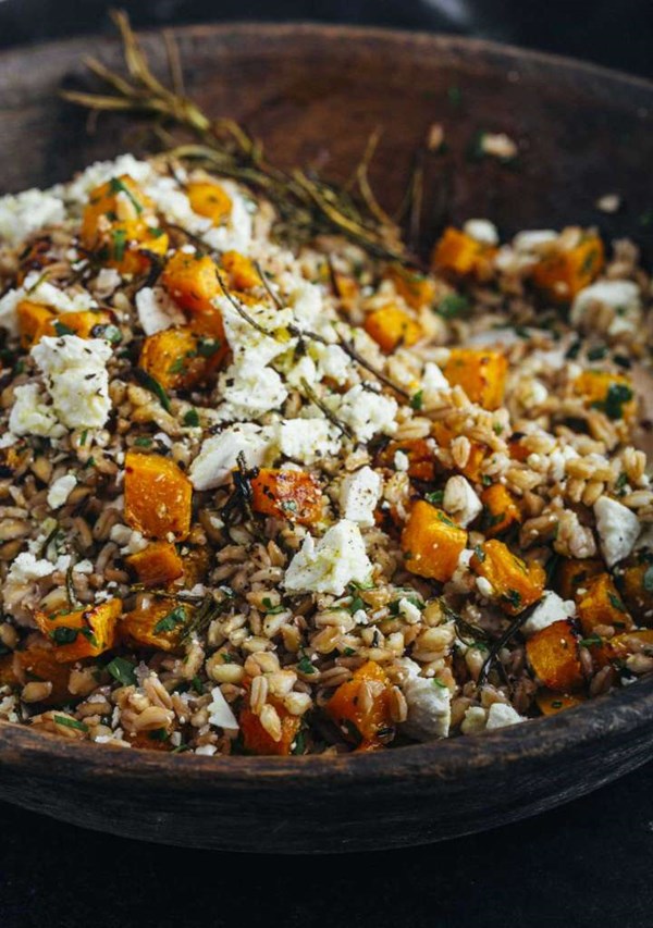 Farro salad with butternut squash and herbs (Insalata invernale di farro)