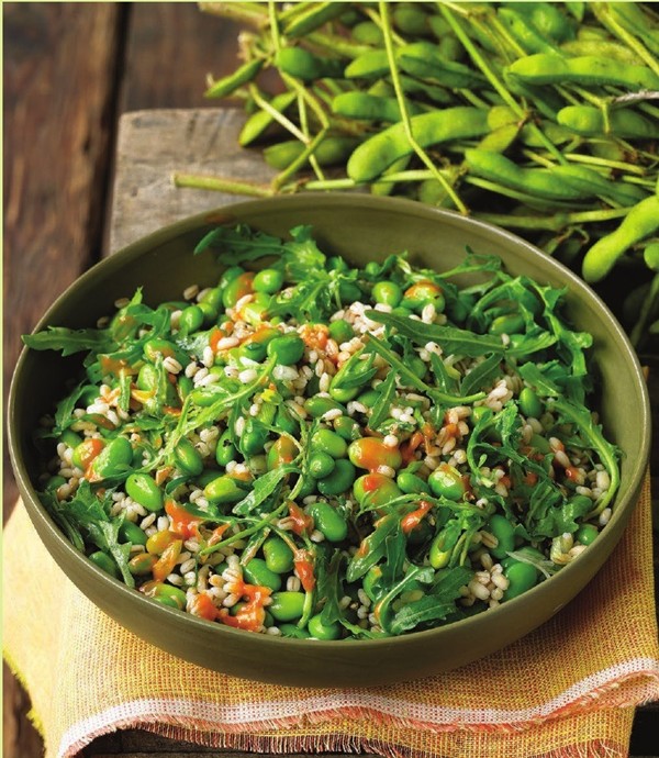 Farro salad with edamame and arugula