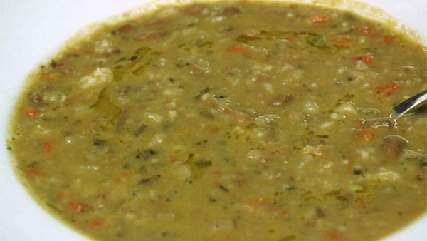 Farro soup with beans (Minestra di farro con fagioli)