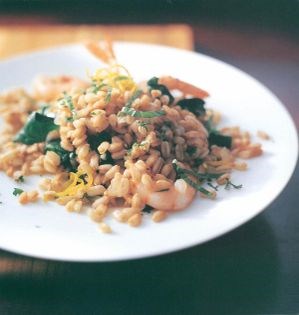 Farro with shrimp and spinach (Farrotto con scampi e spinaci)