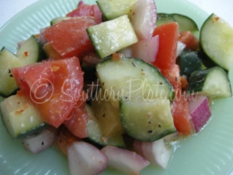 Fast Italian cucumber salad