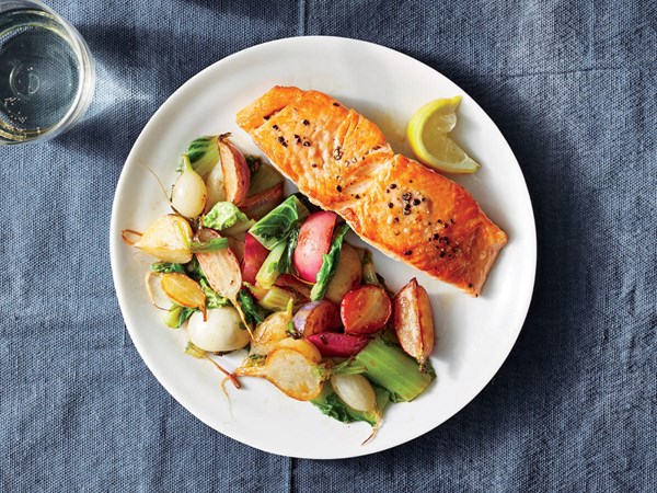 Fast pan-fried salmon