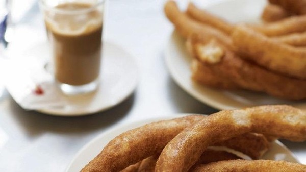 Fat churros (Tejeringos)