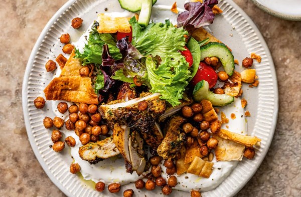 Fatteh-style chicken salad