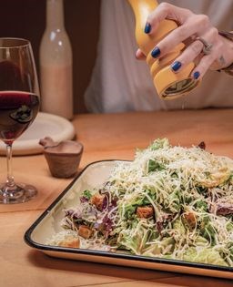 Fatty bistro salad