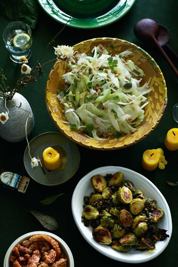 Fennel & celery salad with olives & pinenuts