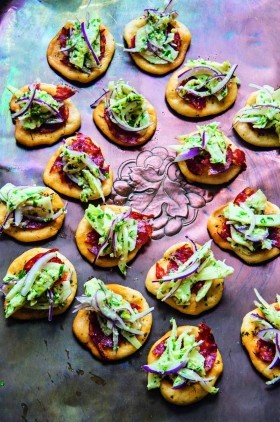 Fennel and salami pizzette