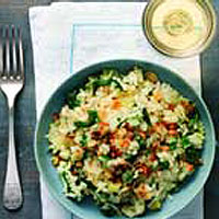 Fennel and spinach risotto with lemon and garlic pangrattato