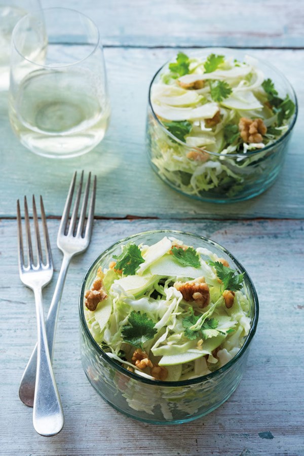 Fennel, apple & toasted walnut slaw