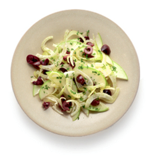 Fennel-apple salad with olives
