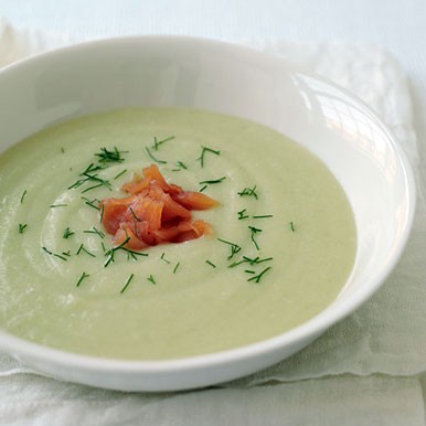 Fennel-potato soup with smoked salmon