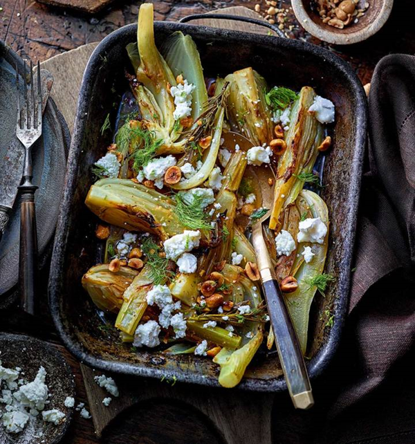 Fennel with orange and hazelnuts